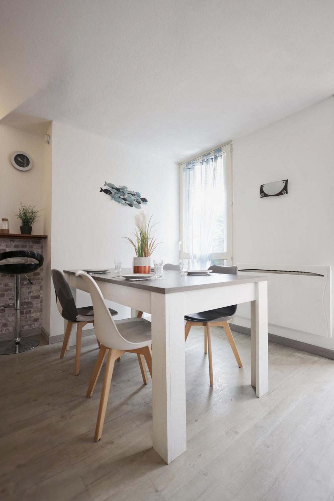 Appartement Familial Avec Jardin Ensoleille Dans La Cite Des Potiers Vallauris Exterior photo